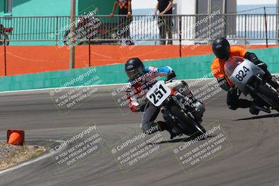 media/Apr-20-2025-AHRMA (Sun) [[393a79c373]]/Race/Group 5/Turn 4b/